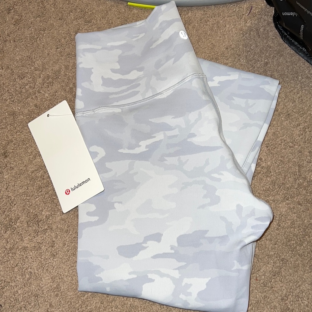 Lululemon Wunder Under High-Rise Tight 25”